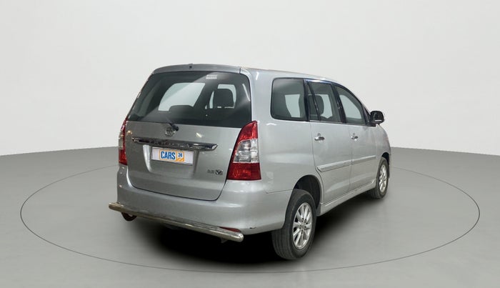 2012 Toyota Innova 2.5 VX 7 STR, Diesel, Manual, 80,838 km, Right Back Diagonal