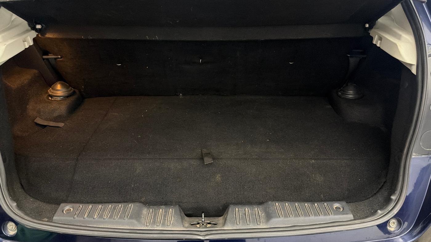 2023 Tata ALTROZ XZ CNG, CNG, Manual, 56,900 km, Boot Inside