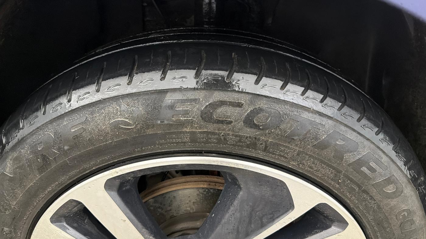 2023 Tata ALTROZ XZ CNG, CNG, Manual, 56,900 km, Right Front Tyre Tread