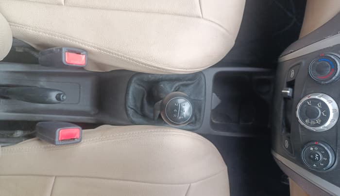 2013 Hyundai Eon ERA +, Petrol, Manual, 38,084 km, Gear Lever