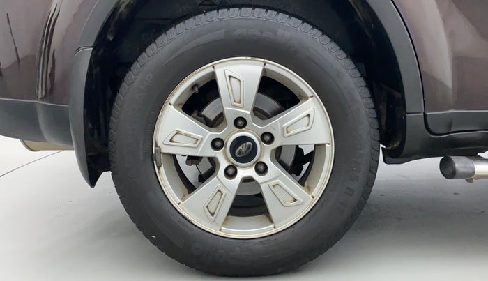 2014 Mahindra XUV500 W8, Diesel, Manual, 86,735 km, Right Rear Wheel