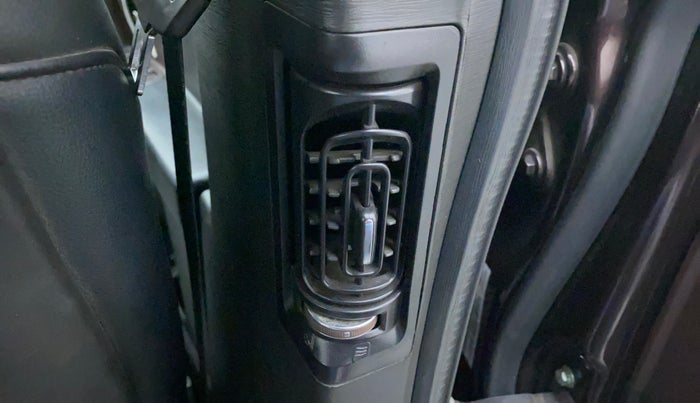 2014 Mahindra XUV500 W8, Diesel, Manual, 86,735 km, Rear AC Vents