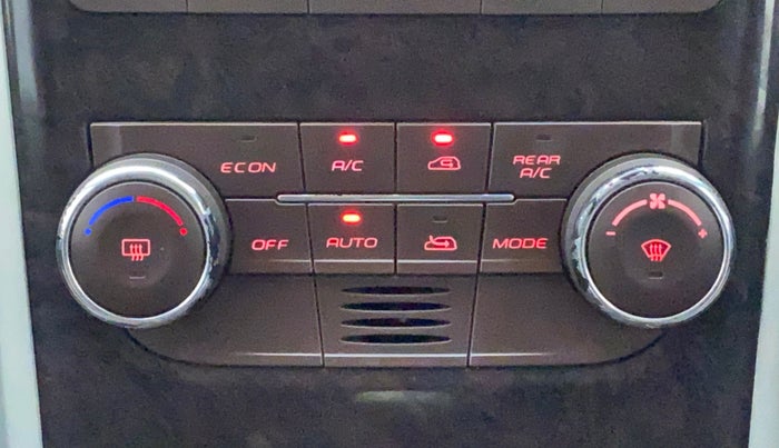 2014 Mahindra XUV500 W8, Diesel, Manual, 86,735 km, Automatic Climate Control