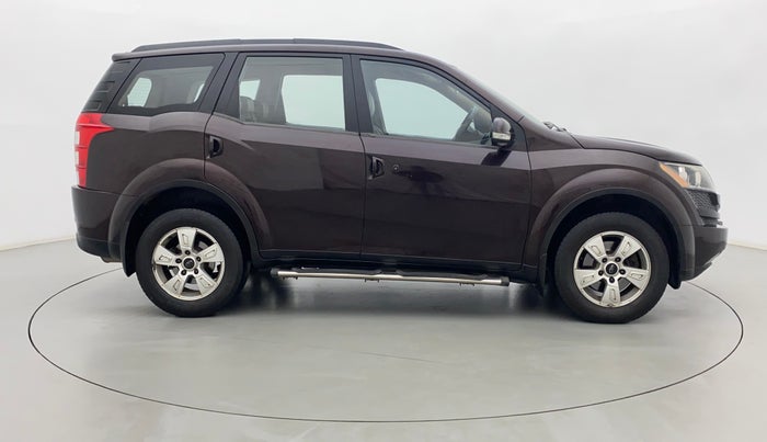2014 Mahindra XUV500 W8, Diesel, Manual, 86,735 km, Right Side View