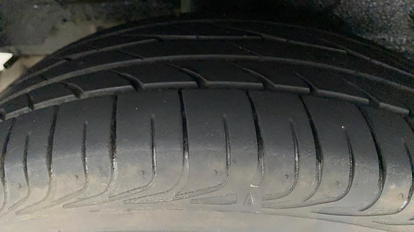 2018 Toyota YARIS J CVT, Petrol, Automatic, 53,830 km, Right Rear Tyre Tread