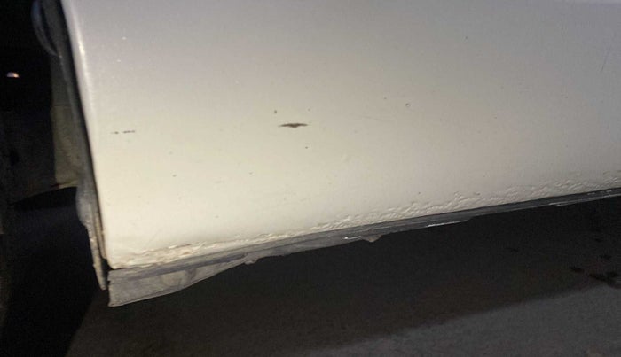 2014 Maruti Swift Dzire VDI, Diesel, Manual, 56,357 km, Right running board - Slightly dented
