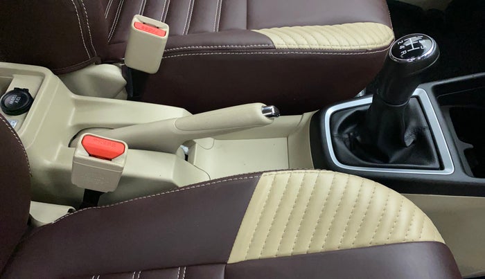 2022 Maruti Dzire ZXI CNG, CNG, Manual, 22,396 km, Gear Lever