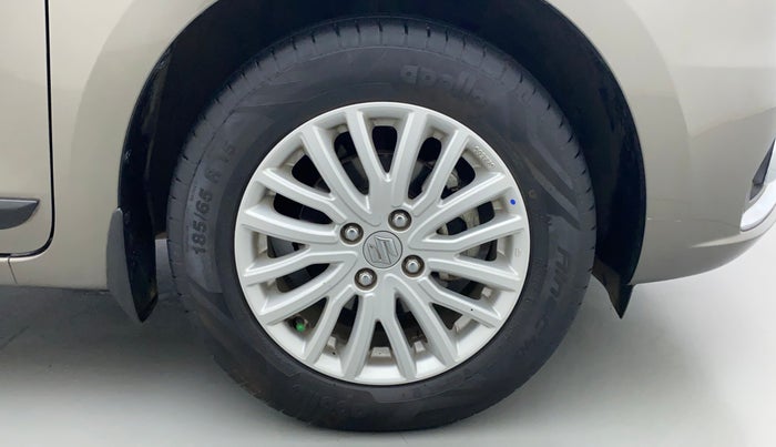 2022 Maruti Dzire ZXI CNG, CNG, Manual, 22,396 km, Right Front Wheel