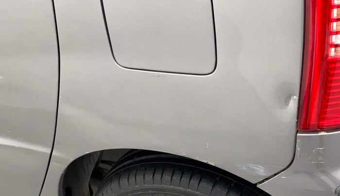 2014 Hyundai Santro Xing GL PLUS, Petrol, Manual, 57,989 km, Left quarter panel - Slightly dented