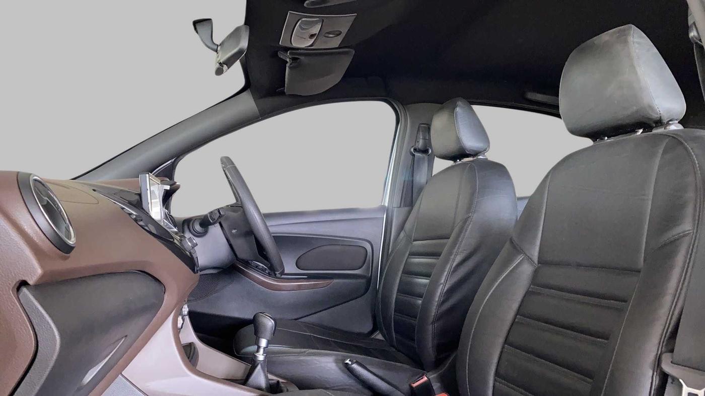 2018 Ford FREESTYLE TITANIUM 1.5 DIESEL, Diesel, Manual, 83,367 km, Right Side Front Door Cabin