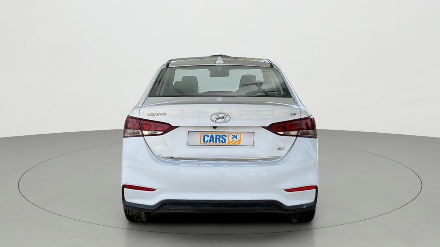 2018 Hyundai Verna 1.6 VTVT SX (O) AT, Petrol, Automatic, 41,866 km, Back/Rear