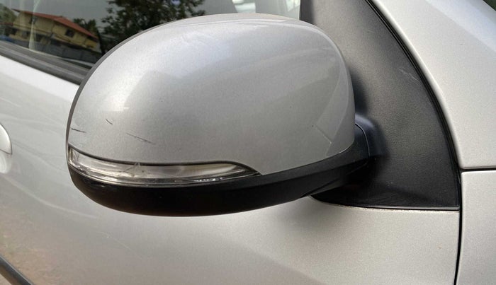 2011 Hyundai i10 MAGNA 1.2, Petrol, Manual, 83,325 km, Right rear-view mirror - Indicator light has minor damage