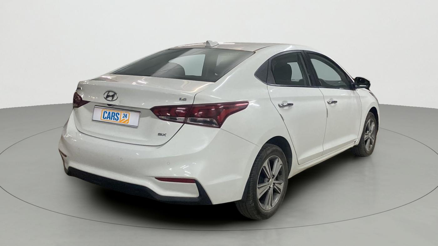 2019 Hyundai Verna 1.6 VTVT SX O, Petrol, Manual, 18,428 km, Right Back Diagonal