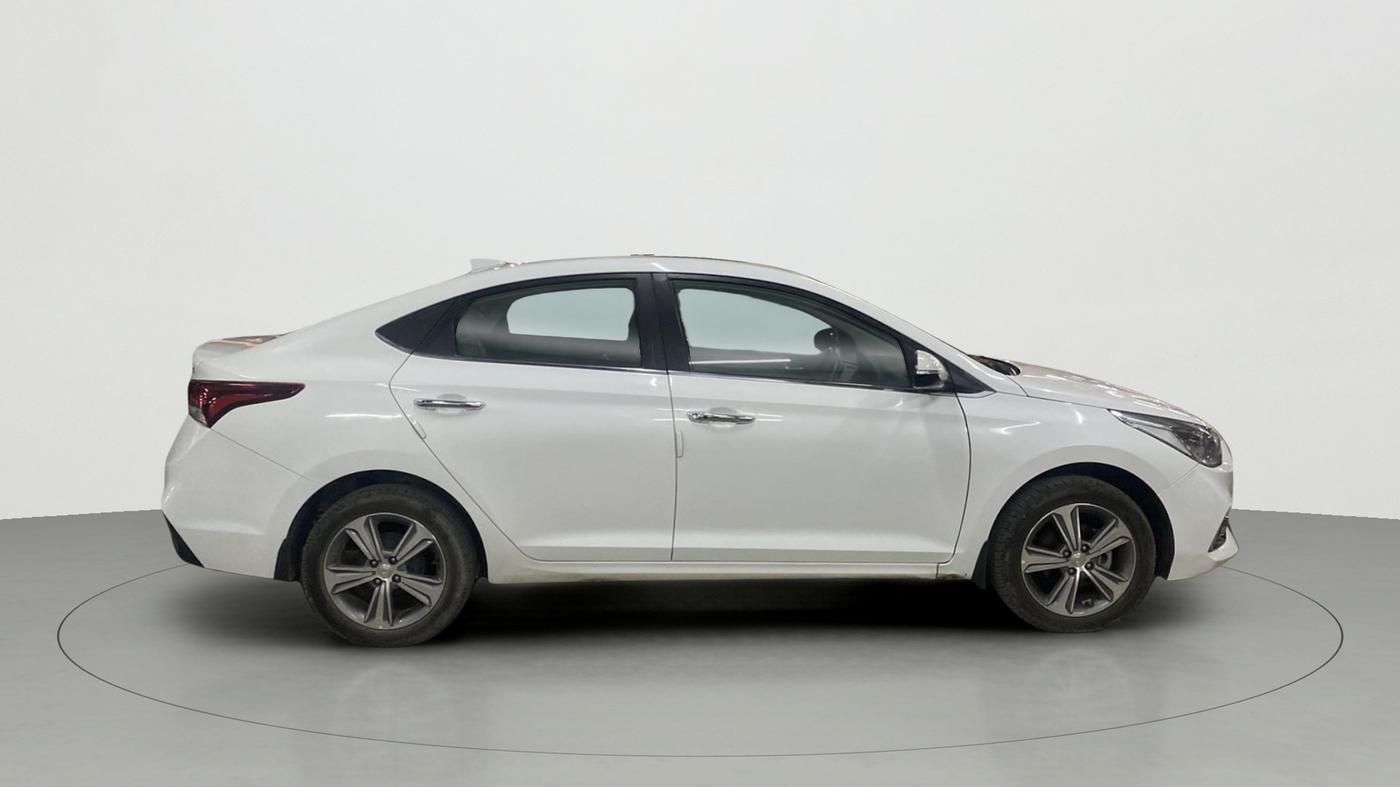 2019 Hyundai Verna 1.6 VTVT SX O, Petrol, Manual, 18,428 km, Right Side View