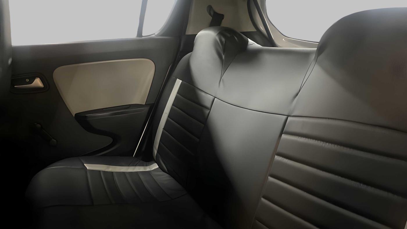 2020 Maruti Alto LXI, Petrol, Manual, 61,703 km, Right Side Rear Door Cabin