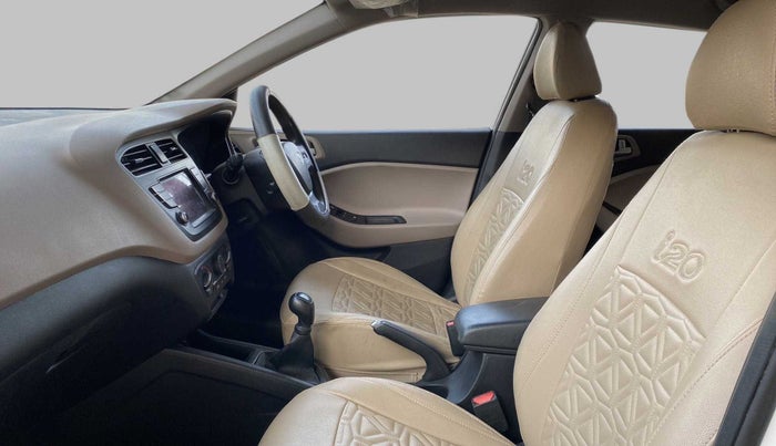 2019 Hyundai Elite i20 SPORTZ PLUS 1.2, Petrol, Manual, 27,767 km, Right Side Front Door Cabin