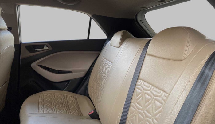 2019 Hyundai Elite i20 SPORTZ PLUS 1.2, Petrol, Manual, 27,767 km, Right Side Rear Door Cabin