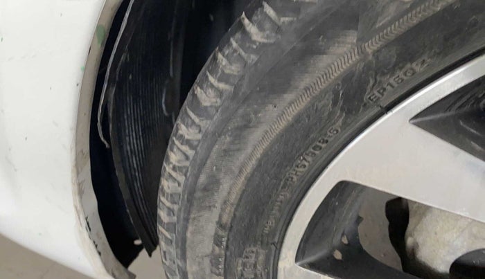 2014 Hyundai Verna FLUIDIC 1.6 CRDI SX, Diesel, Manual, 61,591 km, Left fender - Lining loose