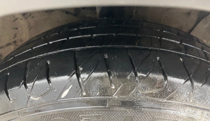 2019 Hyundai Creta E PLUS 1.6 PETROL, Petrol, Manual, 49,220 km, Right Front Tyre Tread