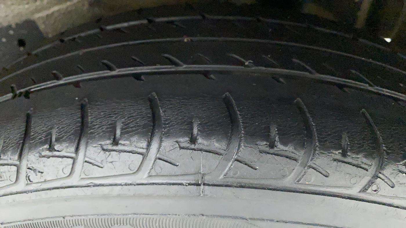 2017 Maruti Celerio ZXI AMT, Petrol, Automatic, 49,450 km, Left Rear Tyre Tread