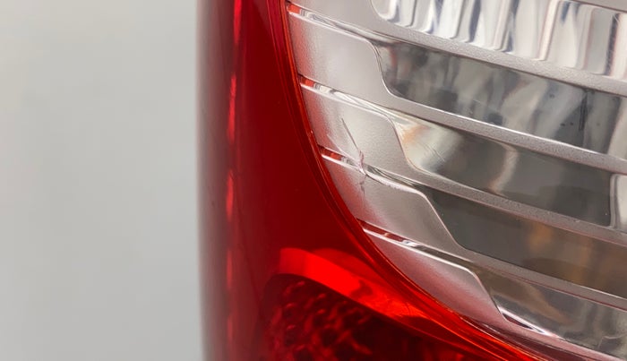 2016 Maruti Wagon R 1.0 VXI, Petrol, Manual, 58,708 km, Left tail light - Minor damage