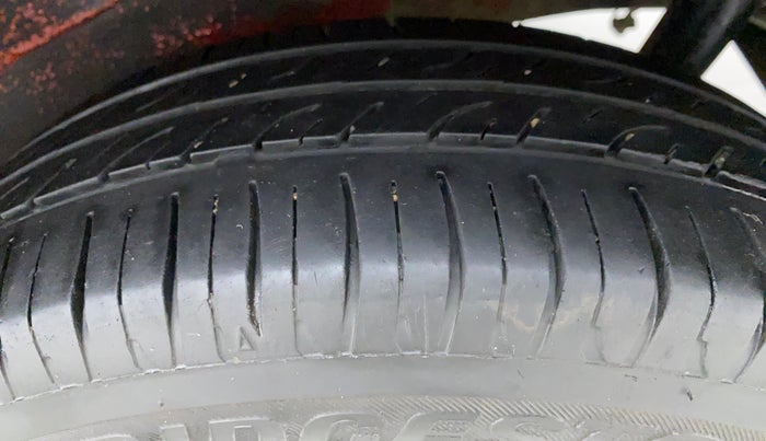 2016 Maruti Wagon R 1.0 VXI, Petrol, Manual, 58,708 km, Left Rear Tyre Tread