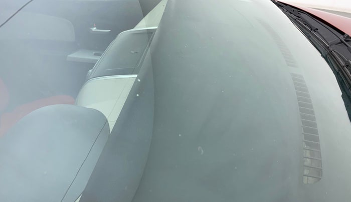 2016 Maruti Wagon R 1.0 VXI, Petrol, Manual, 58,708 km, Front windshield - Minor spot on windshield
