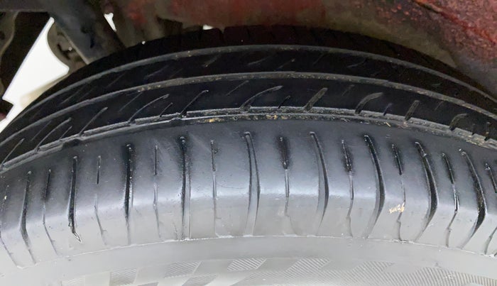 2016 Maruti Wagon R 1.0 VXI, Petrol, Manual, 58,708 km, Right Rear Tyre Tread
