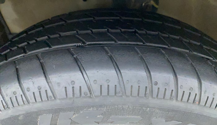 2020 Maruti Celerio VXI AMT, Petrol, Automatic, 29,864 km, Left Front Tyre Tread