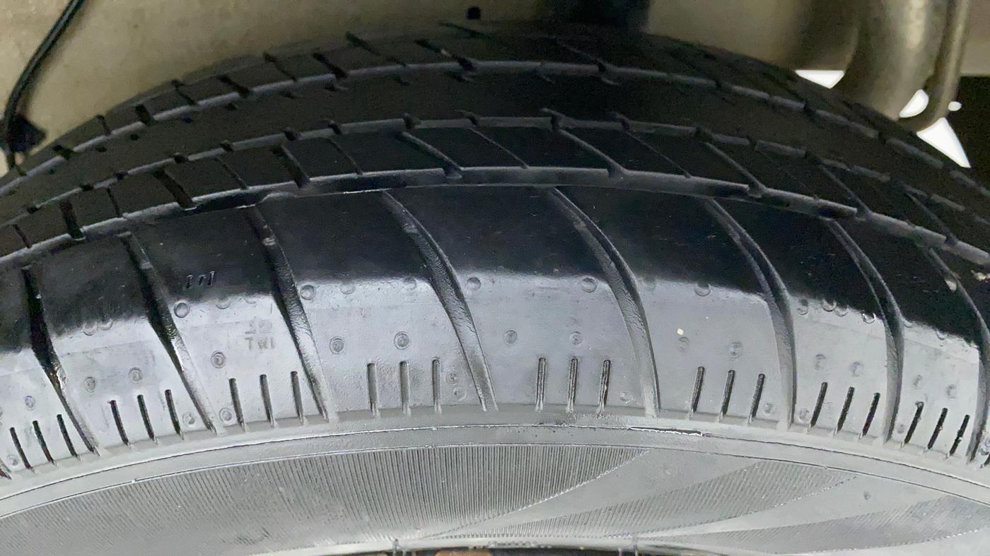 2020 Maruti Celerio VXI AMT, Petrol, Automatic, 29,864 km, Left Rear Tyre Tread