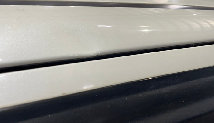2014 Maruti Swift VXI D, Petrol, Manual, 45,222 km, Right C pillar - Slightly dented
