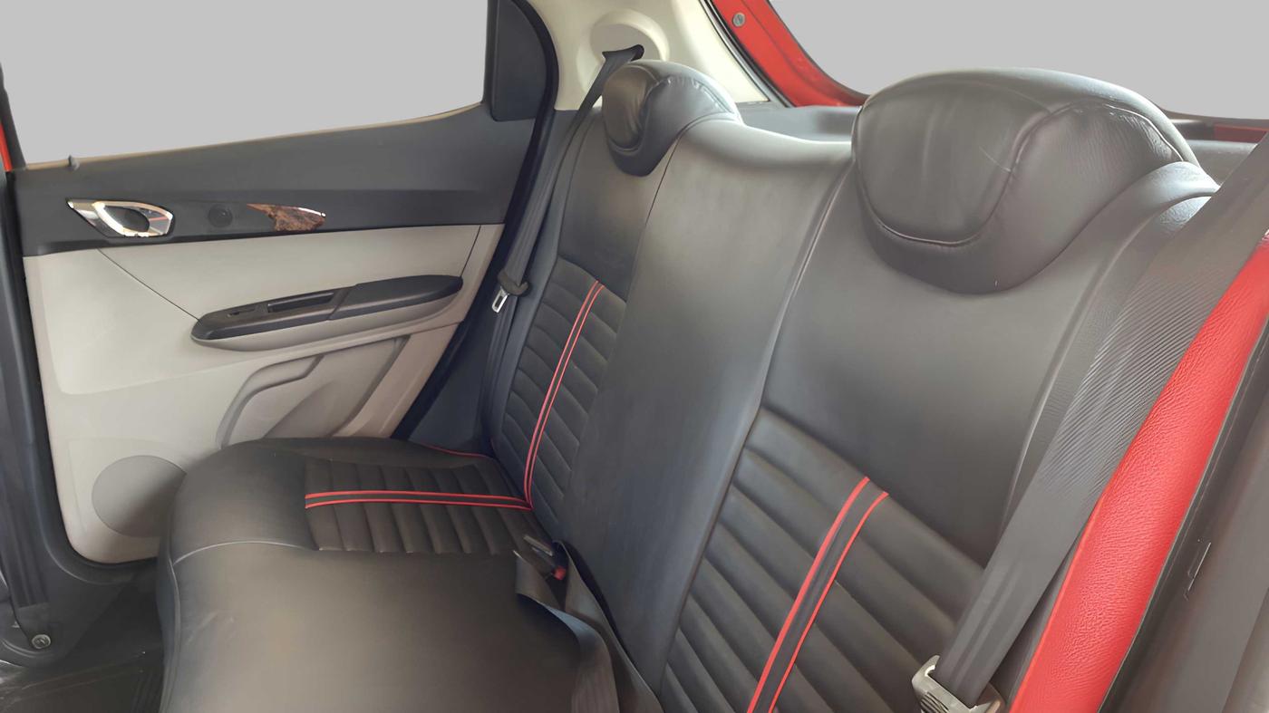 2019 Tata Tiago XZA PLUS DUAL TONE PETROL, Petrol, Automatic, 20,116 km, Right Side Rear Door Cabin