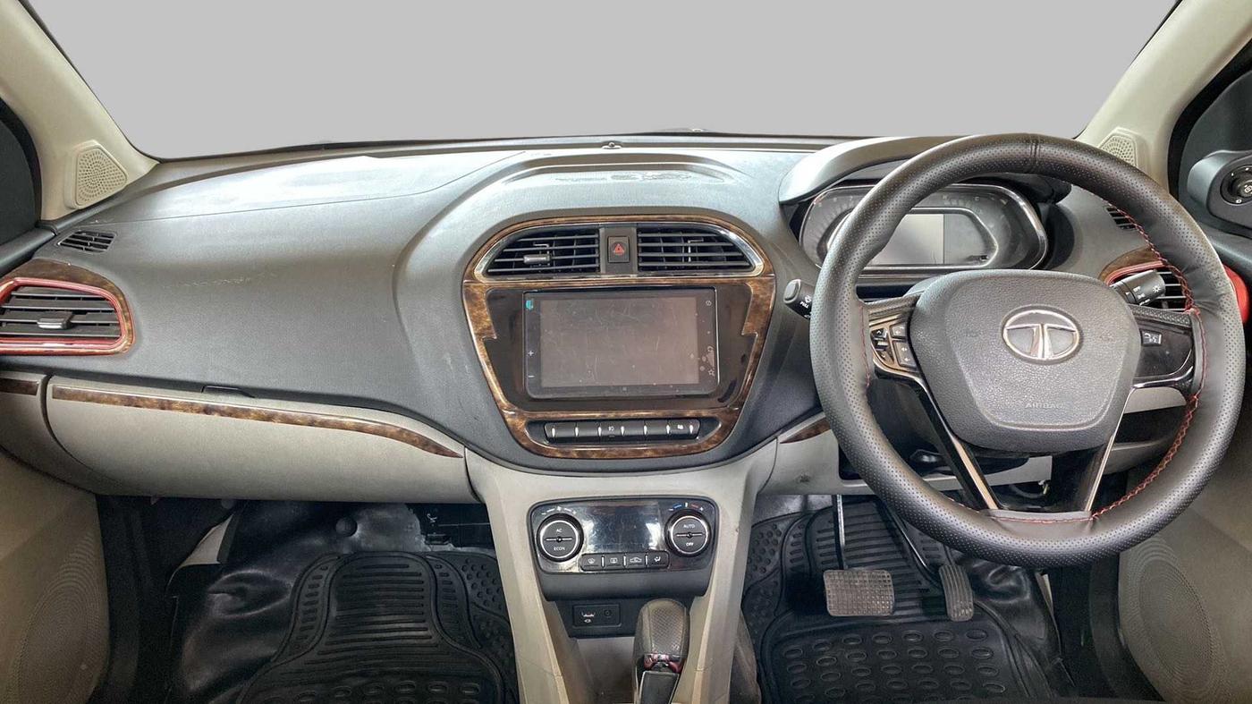 2019 Tata Tiago XZA PLUS DUAL TONE PETROL, Petrol, Automatic, 20,116 km, Dashboard