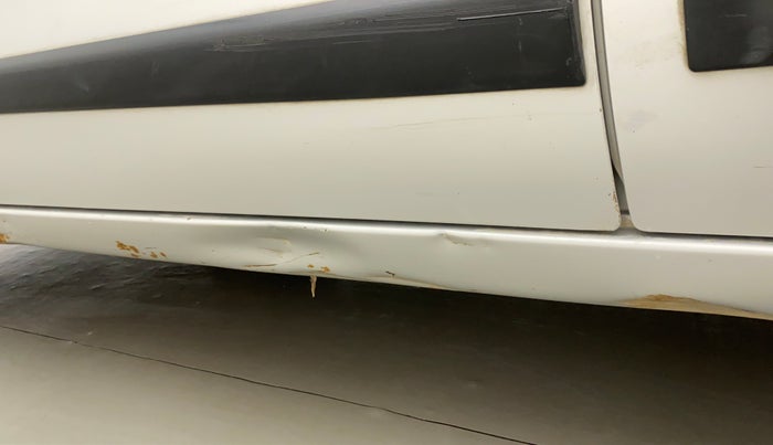 2014 Maruti Wagon R 1.0 LXI, Petrol, Manual, 78,125 km, Left running board - Slightly dented