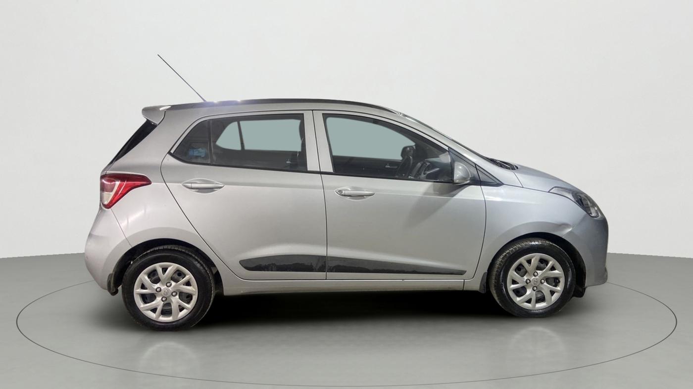 2019 Hyundai Grand i10 SPORTZ 1.2 KAPPA VTVT, Petrol, Manual, 9,443 km, Right Side View