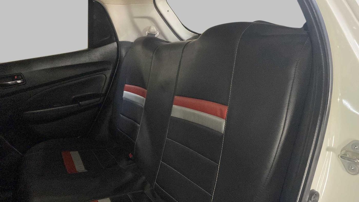 2018 Maruti Swift VXI, Petrol, Manual, 52,509 km, Right Side Rear Door Cabin