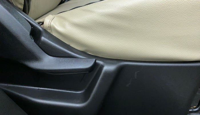 2019 Maruti New Wagon-R VXI (O) 1.0 AMT , Petrol, Automatic, 57,734 km, Driver Side Adjustment Panel