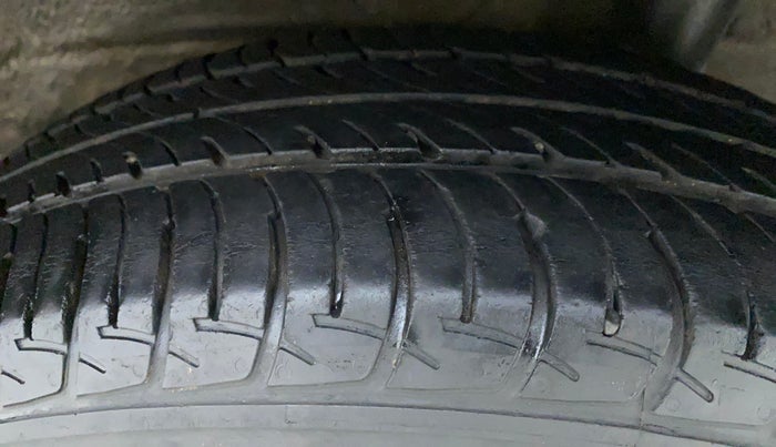 2019 Maruti New Wagon-R VXI (O) 1.0 AMT , Petrol, Automatic, 57,734 km, Left Rear Tyre Tread