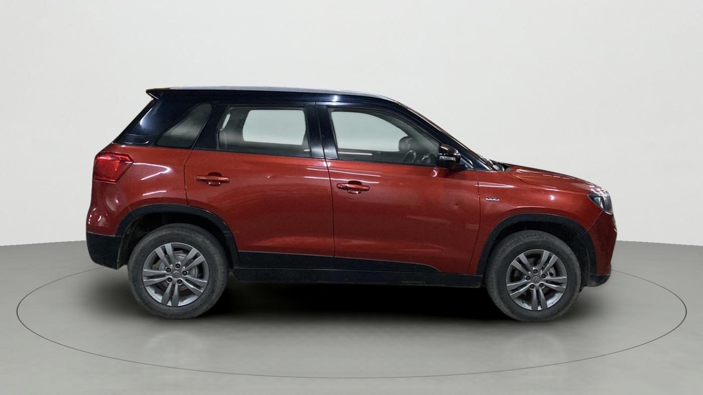 2016 Maruti Vitara Brezza ZDI PLUS, Diesel, Manual, 92,380 km, Right Side View