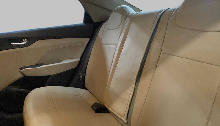 2022 Hyundai Verna S PLUS 1.5 VTVT, Petrol, Manual, 8,648 km, Right Side Rear Door Cabin