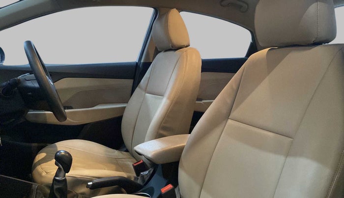 2022 Hyundai Verna S PLUS 1.5 VTVT, Petrol, Manual, 8,648 km, Right Side Front Door Cabin