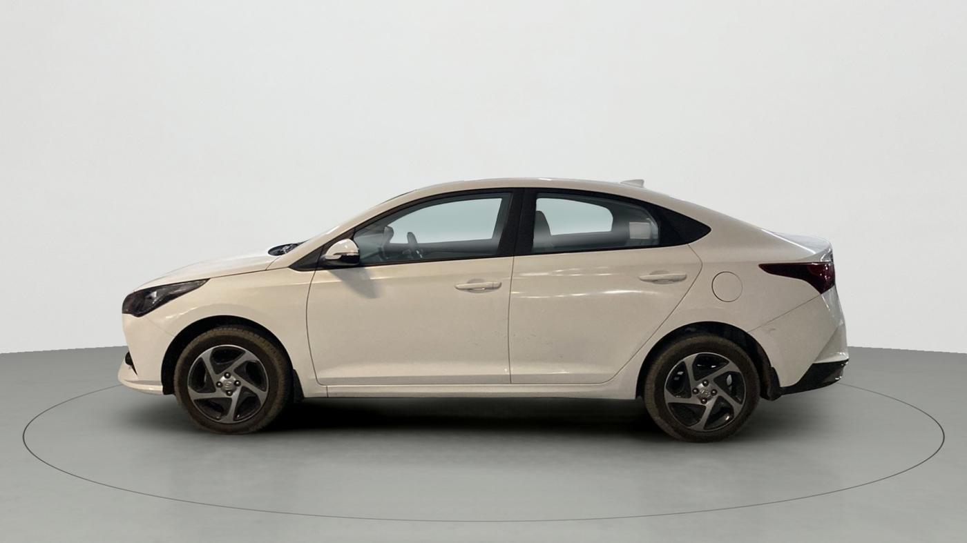 2022 Hyundai Verna S PLUS 1.5 VTVT, Petrol, Manual, 8,648 km, Left Side