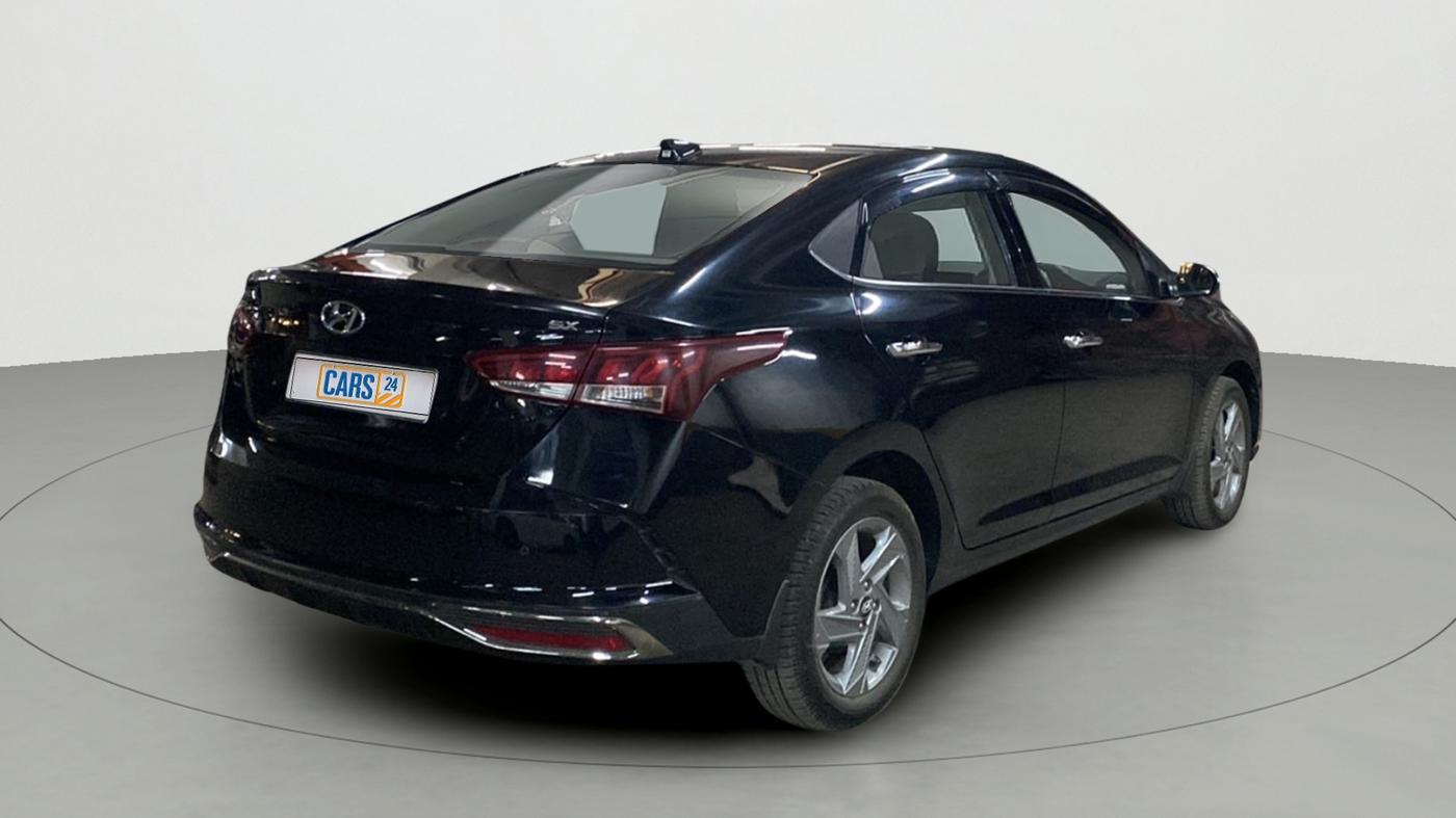 2022 Hyundai Verna SX 1.5 VTVT, Petrol, Manual, 4,591 km, Right Back Diagonal