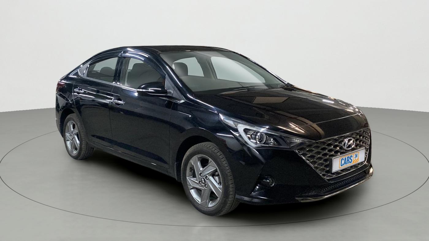 2022 Hyundai Verna SX 1.5 VTVT, Petrol, Manual, 4,591 km, SRP