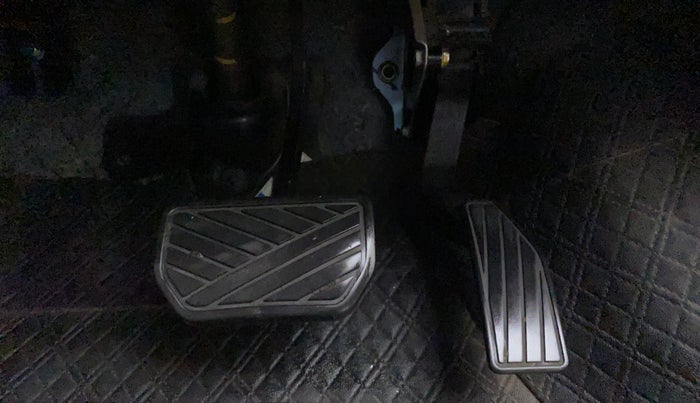 2018 Maruti Celerio VXI AMT (O), Petrol, Automatic, 72,112 km, Pedals
