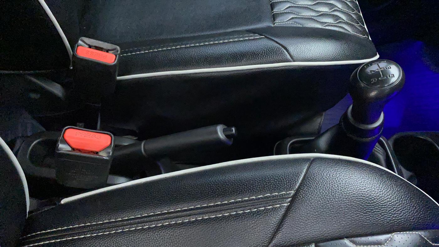 2019 Maruti S PRESSO VXI (O), Petrol, Manual, 32,376 km, Gear Lever