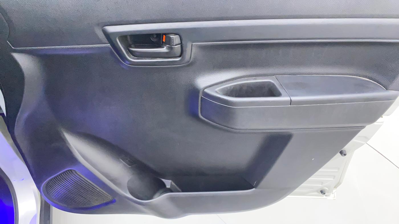 2019 Maruti S PRESSO VXI (O), Petrol, Manual, 32,376 km, Driver Side Door Panels Control