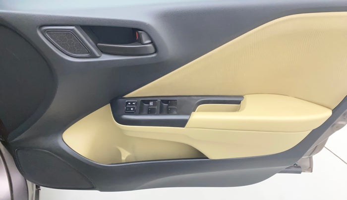 2015 Honda City 1.5L I-VTEC SV, Petrol, Manual, 92,676 km, Driver Side Door Panels Control
