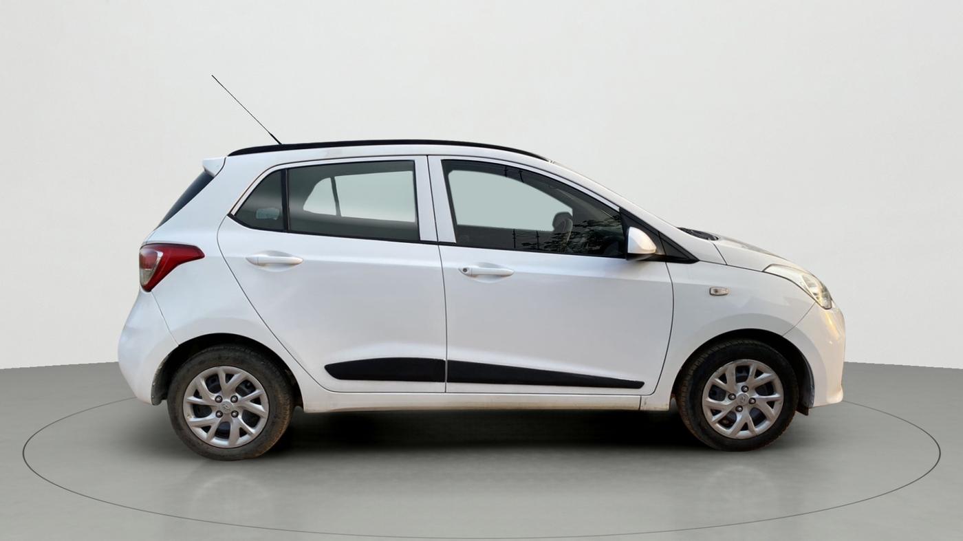 2018 Hyundai Grand i10 MAGNA 1.2 KAPPA VTVT, Petrol, Manual, 24,029 km, Right Side View