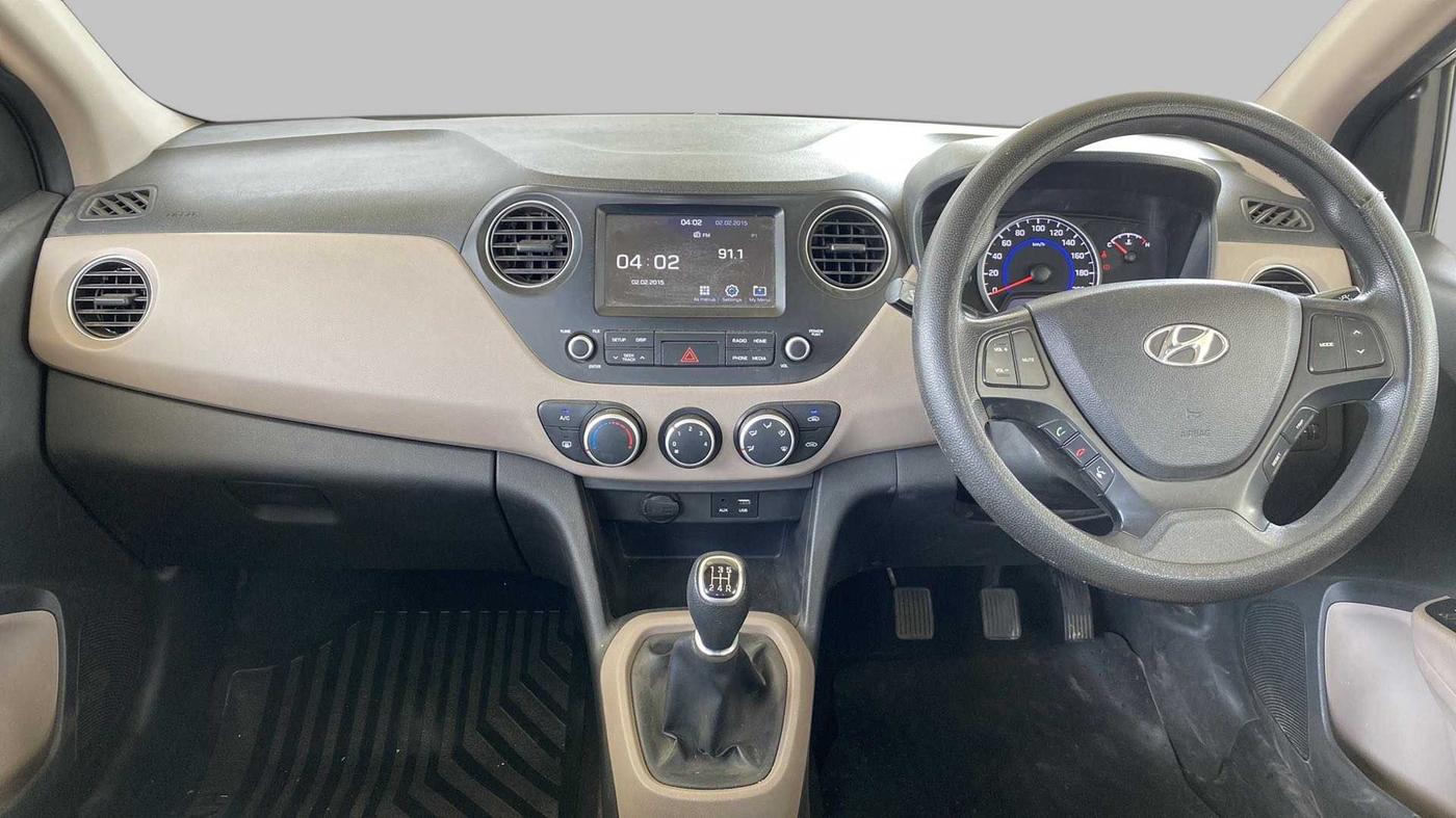 2019 Hyundai Grand i10 SPORTZ 1.2 KAPPA VTVT, Petrol, Manual, 20,552 km, Dashboard